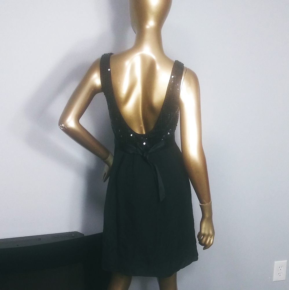 Thorn sequins silk open back black dress - Picture 5 of 8